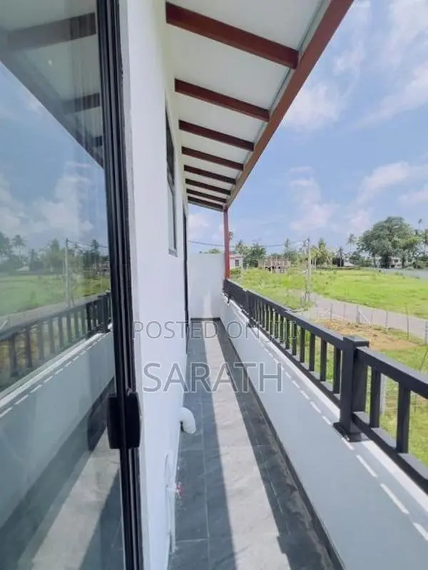4 Bed With Brand New House Sale Kottawa