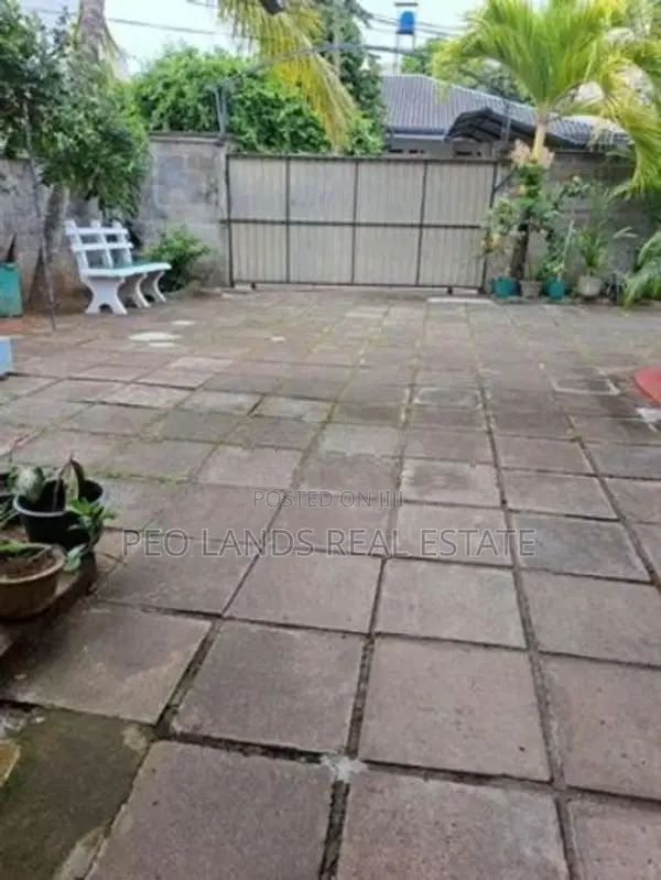 (AL294) 8 Perche Land for Sale in Nadimala, Dehiwala