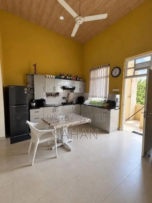 Fully Furnished 3 Bedroom Apartment for Rent – Kaduwela