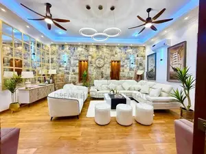 Super Luxury 6,000 Sq.Ft House with Lift – Battaramulla