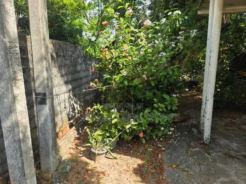 Land For Sale In Wattala