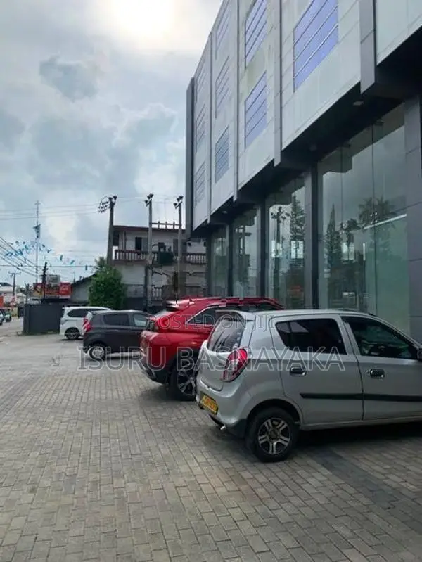 Kaduwela 1st Floor Office Space for Rent