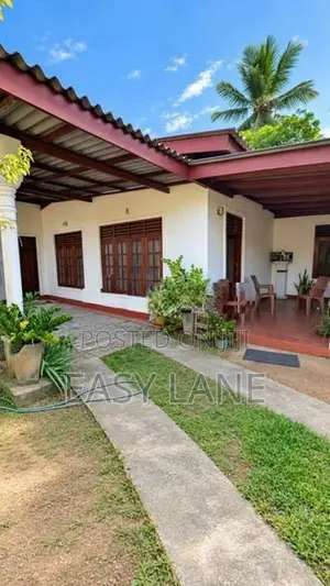 House for Sale in Yakkala