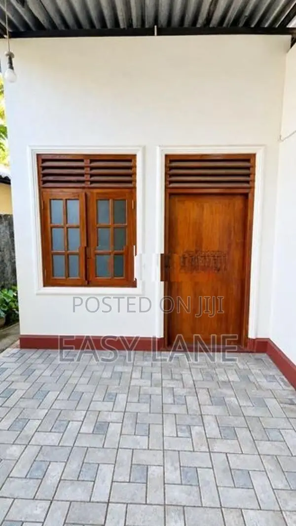 House for Sale in Yakkala