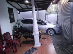 House for Sale in Athurugiriya