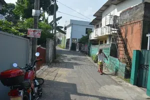 Colonial Type Single Storey House for Sale Wattala