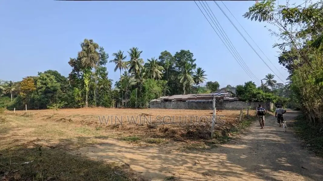 කෑගල්ල, දේවාලගම, බංගලාවත්තෙන් වටිනා නේවාසික ඉඩම් කොටස් විකිණීමට