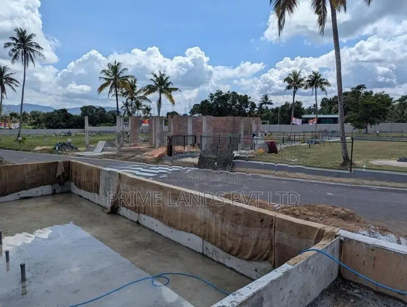 Fully Facility Getad Land for Sale Kurunegala