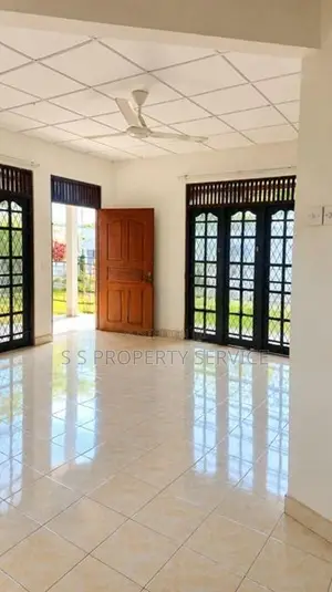 Two-Story House for Sale in Palanwatta, Pannipitiya (ssph-445)