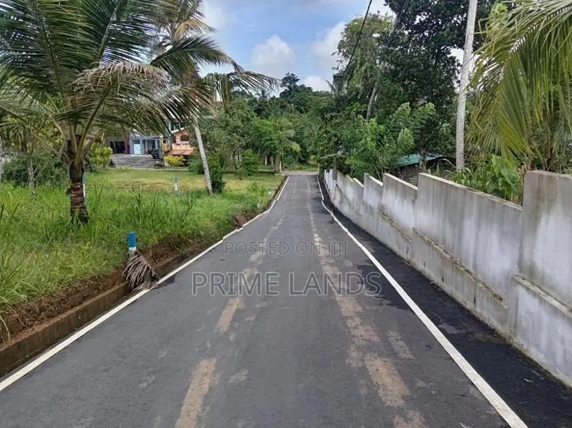 Land for sale in Galle