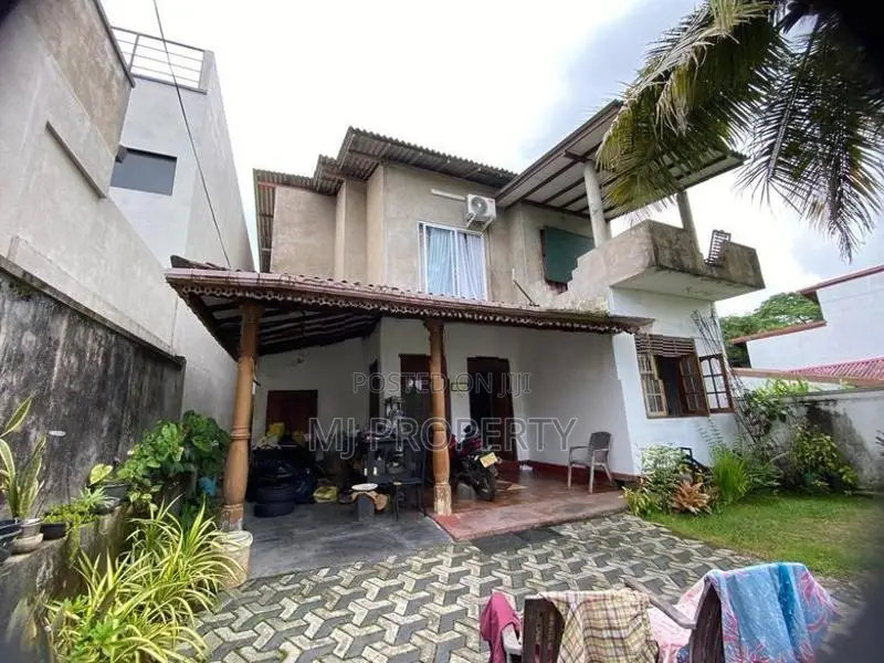 ( TS-1202) Valuable Two Storey House Sale in Athurugiriya