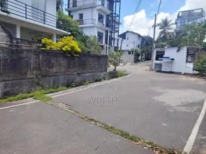 නිදහසේ ඉන්න සුපරි ඉඩමක් විකිණීමට මහරගම.