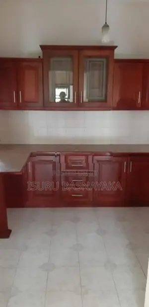 Colombo 8 Elvitigala Mawatha 02 Bed Rooms Apartment for Rent