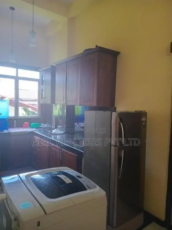 Fully Furnished 3 Bedroom Apartment for Rent – Ratmalana (EM003SH)