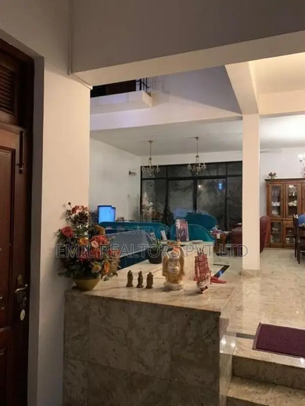 Fully Furnished 4 Bedroom 3-Storey House for Rent – Nugegoda (EM014SH)