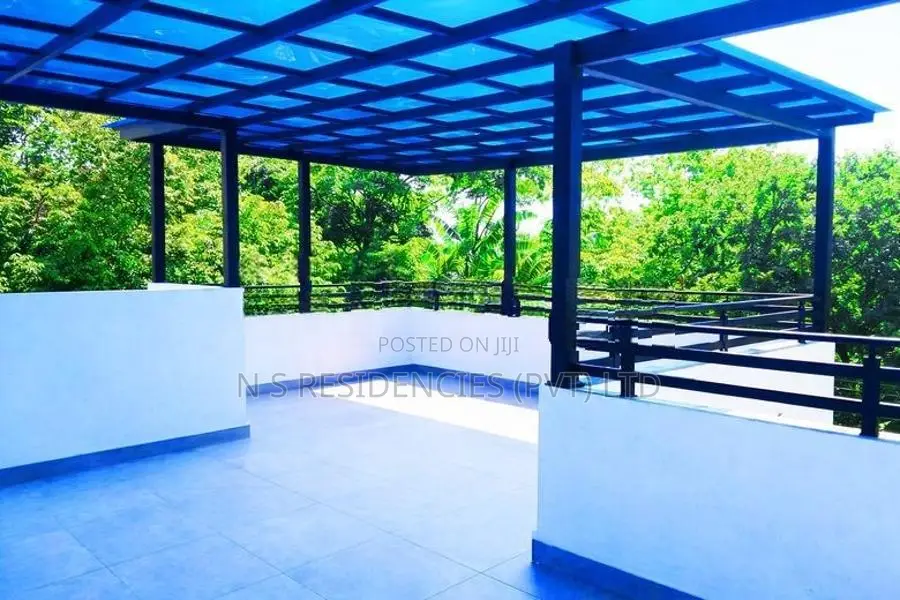Modern House for Sale in Yakkala - Y 01