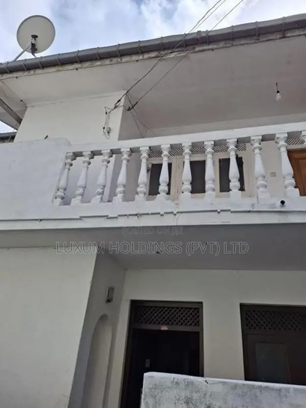 House For Rent Off Highlevel Road Nugegoda [ 2323C ]