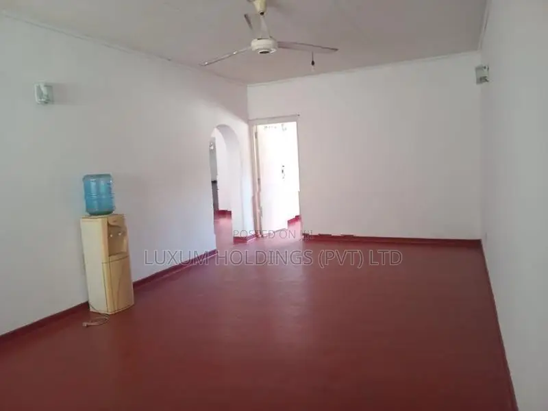 House For Rent Off Highlevel Road Nugegoda [ 2323C ]
