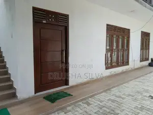House For Rent In Kalutara (Near Railway Station)