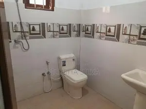 House For Rent In Kalutara (Near Railway Station)