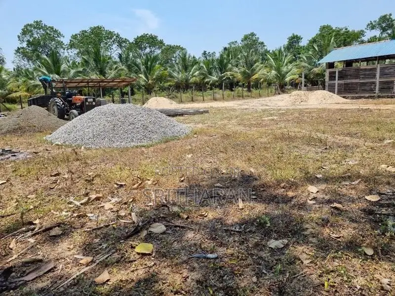 Integrated farm,House,Hardware With Sand Yard For Sale - 437 Perches