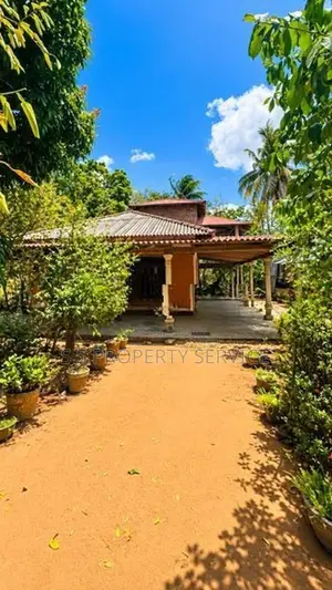 House for Sale in Medirigiriya (SSPH-446)