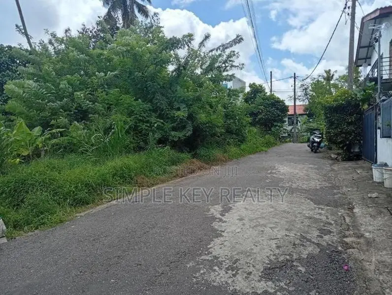 Kottawa Horahena 7.75 Perches Valuable Land for Sale