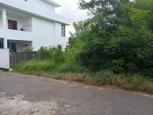 Kottawa Horahena 7.75 Perches Valuable Land for Sale