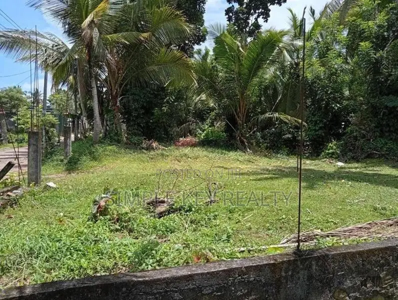 Kottawa Horahena 6 Perched Valuable Land for Sale