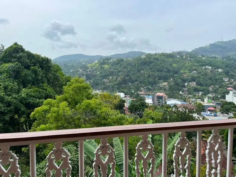 House for Sale in Kandy - Anniwatta