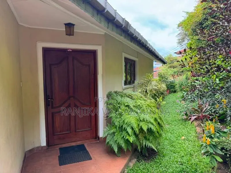 House for Sale in Kandy - Anniwatta