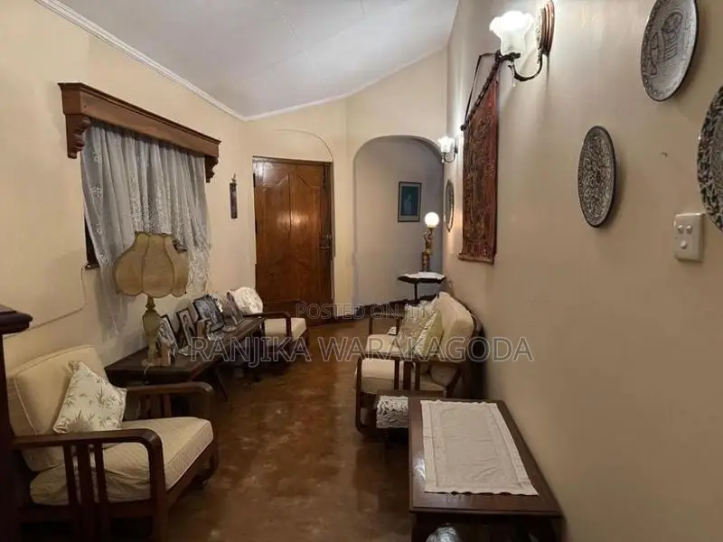 House for Sale in Kandy - Anniwatta