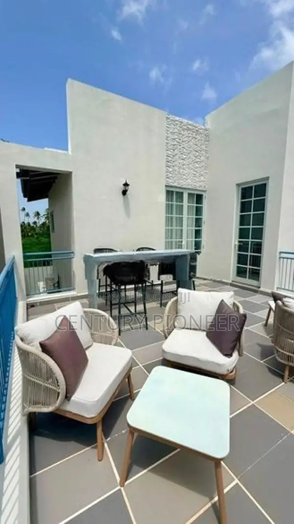 Santorini Apartment Villa for Sale at Negombo