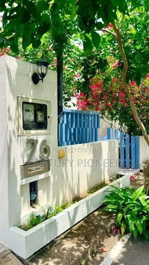 Santorini Apartment Villa for Sale at Negombo