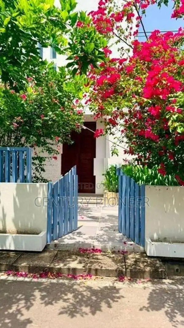 Santorini Apartment Villa for Sale at Negombo