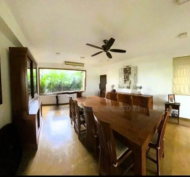 Luxury House for Sale in Battaramulla
