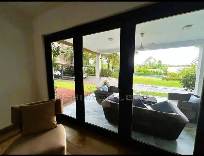 Luxury House for Sale in Battaramulla