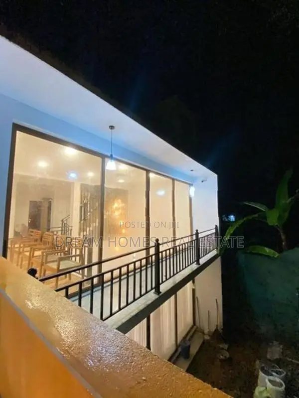 Spacious 3-Bedroom House for Sale Gothatuwa