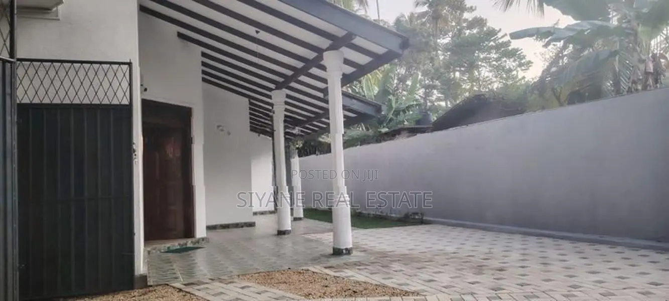 Gampaha House Sale-ගම්පහ මිරිස්වත්තෙන් කාමර 4ක දෙමහල් නිවසක් විකිණීමට.