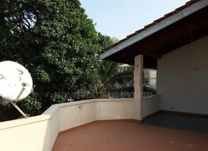 House For Rent Off Asian International school Colombo 05 [ 747C ]
