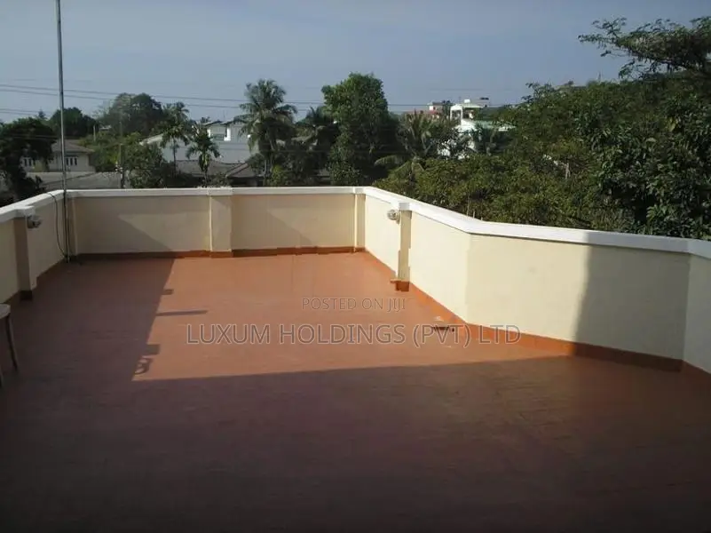 House For Rent Off Asian International school Colombo 05 [ 747C ]