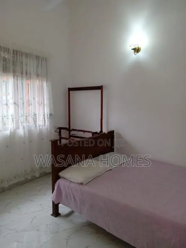 Prestigious House for Sale Talawathugoda