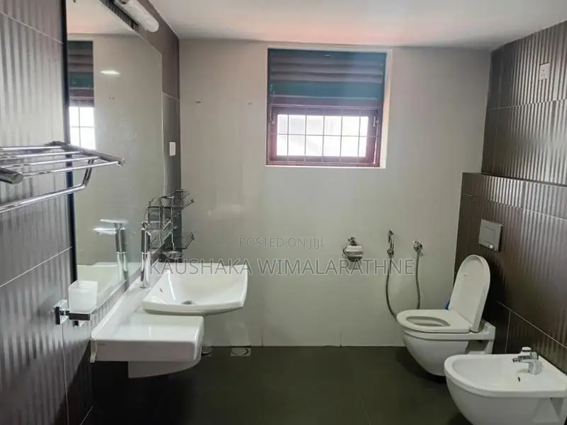 Two Story House for Rent in Mount Lavinia