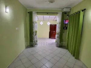 Single Story House for Sale in Wellampitiya