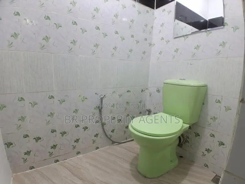 Single Story House for Sale in Wellampitiya