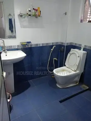 Building with 3 Houses for Sale Mount Lavinia