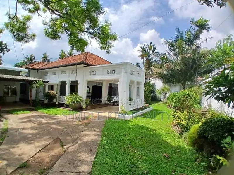 Land with House for Sale in Gampaha