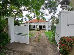 Land with House for Sale in Gampaha