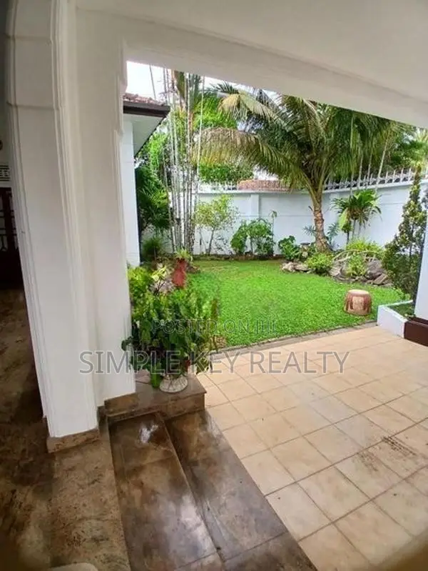 Land with House for Sale in Gampaha