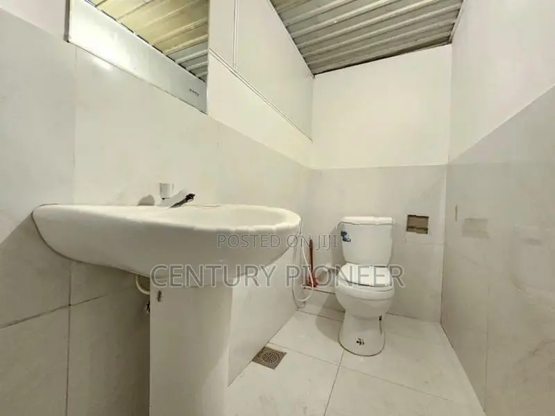 Office Building for sale in Colombo 3